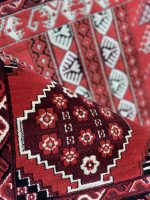 فرش ماشینی ترکمن 500 شانه طرح بلوچ کد B313 - تصویر 2