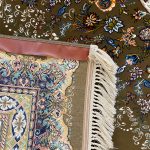 فرش ۷۰۰ شانه کاشان زمینه قهوه ای SH-716