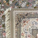 فرش ماشینی ۱۲۰۰ شانه زمینه گردویی کدSH-1239