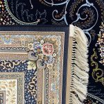 فرش ۱۲۰۰ شانه زمینه ذغالی کدSH-1225 - تصویر 4